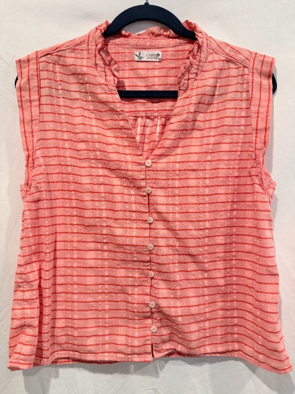 Carve Reagan Classic Fit Sleeveless Button Down Top Coral Stripe Large